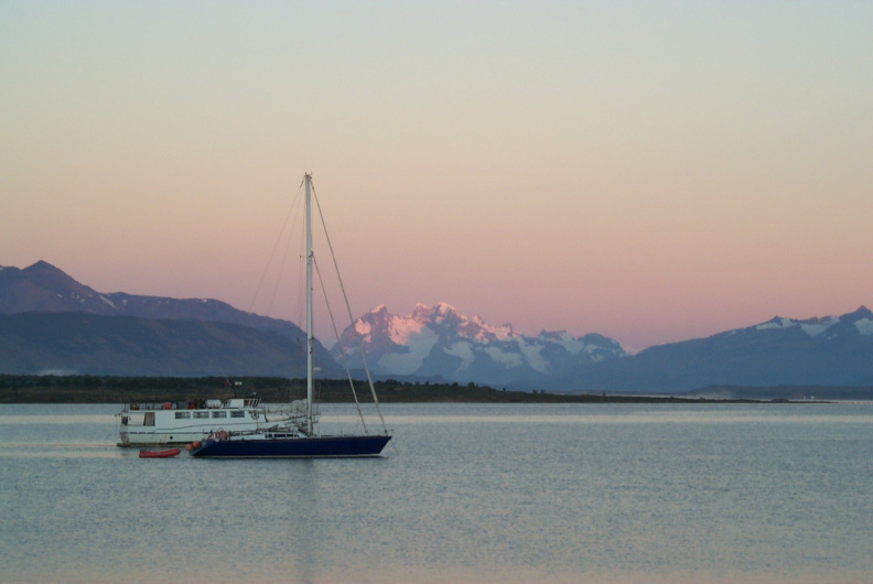 Esta es una foto de Puerto Natales