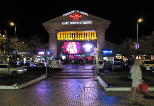 Hard Rock cafe en Tenerife (1522 visits) Hard Rock cafe en Tenerife Hard Rock cafe en Tenerife