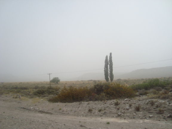 Cenizas por la carretera de la Pampa !!! el auto quedo echo polvo !! :D