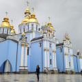 Mona  St. Michael's Golden-Domed Monastery en Kiev.