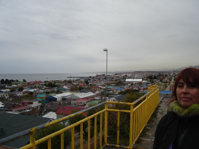 Claudia Avila en el Mirador de Punta Arenas